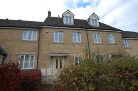 3 bedroom Terraced t...